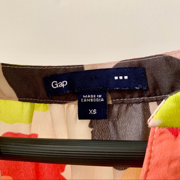 NWOT GAP Floral Ruffle Sleeve Blouse - Picture 4 of 4